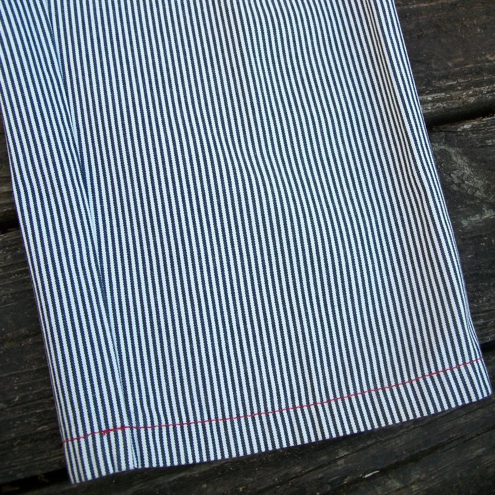 Harve` Benard Blue Pinstripe Capris – Size 12 - Picture 4 of 7